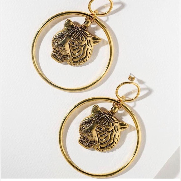 Beautiful Gold Tiger Large Earrings - Picture 5 of 6